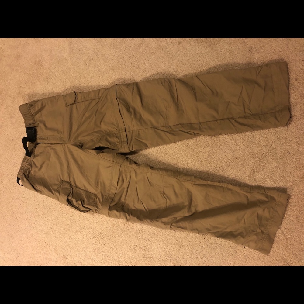 Gander Mountain convertible hiking pants/shorts